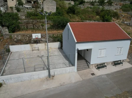 Opis slike