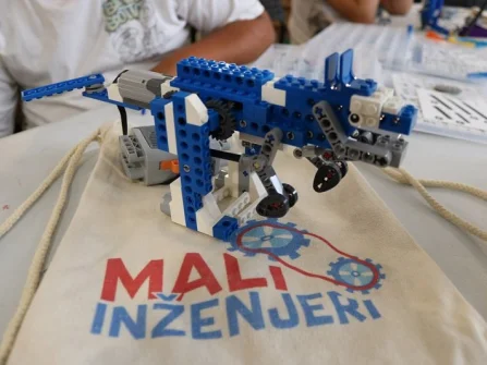 Opis slike