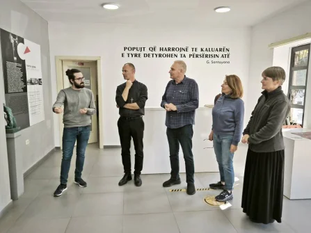 Opis slike