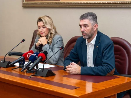 Opis slike