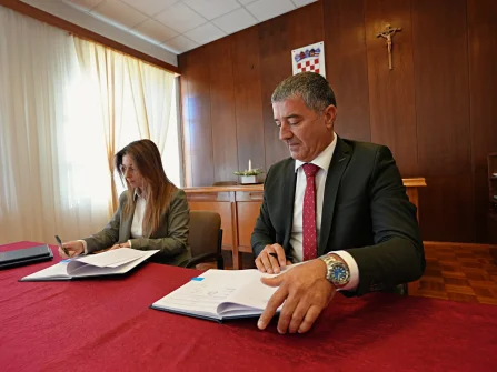 Opis slike