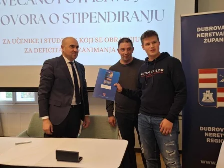 Opis slike