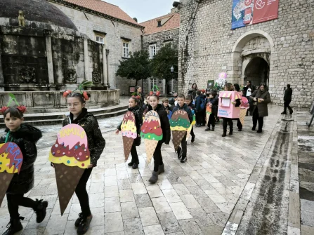 Opis slike