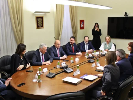 Opis slike