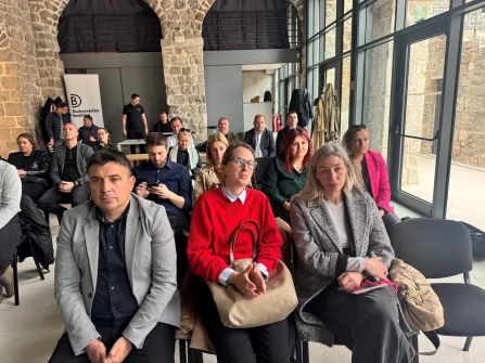 Opis slike