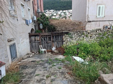 Opis slike