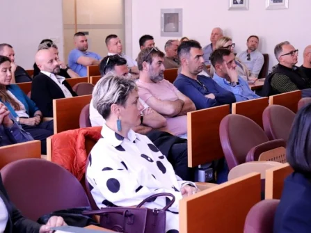 Opis slike