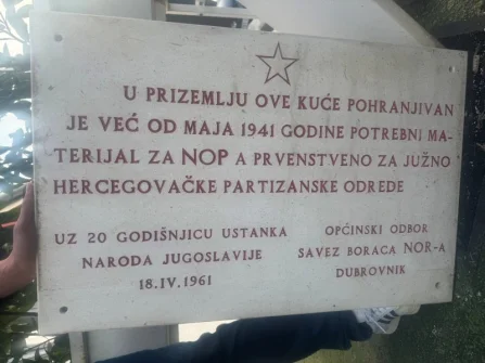 Opis slike