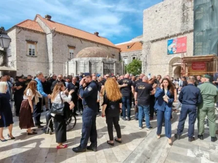 Opis slike