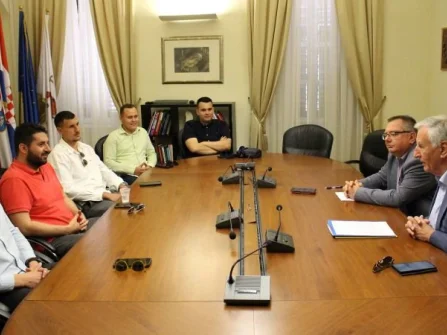 Opis slike