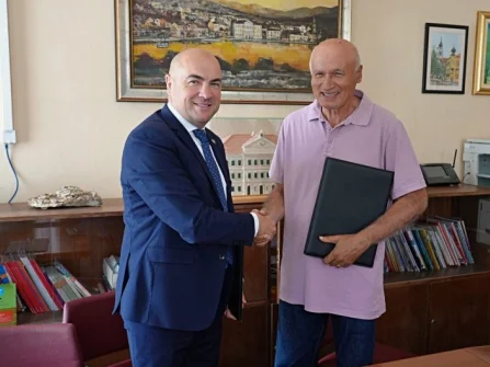 Opis slike