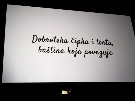 Opis slike