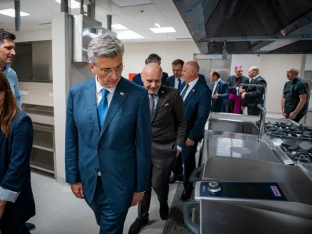 Opis slike