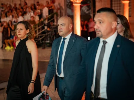 Opis slike