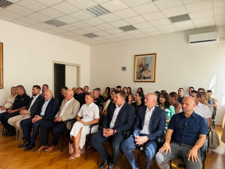 Opis slike