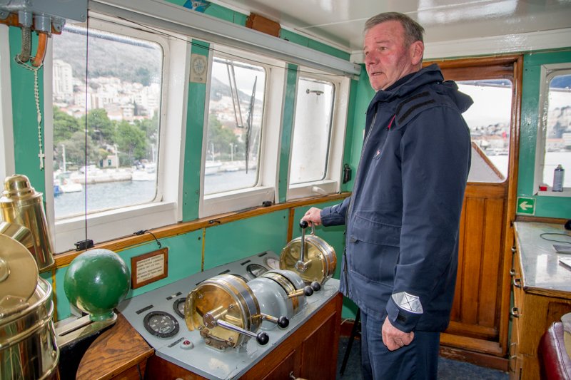 . Paula Mattos Habit