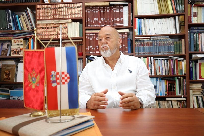 . Nikša Klečak