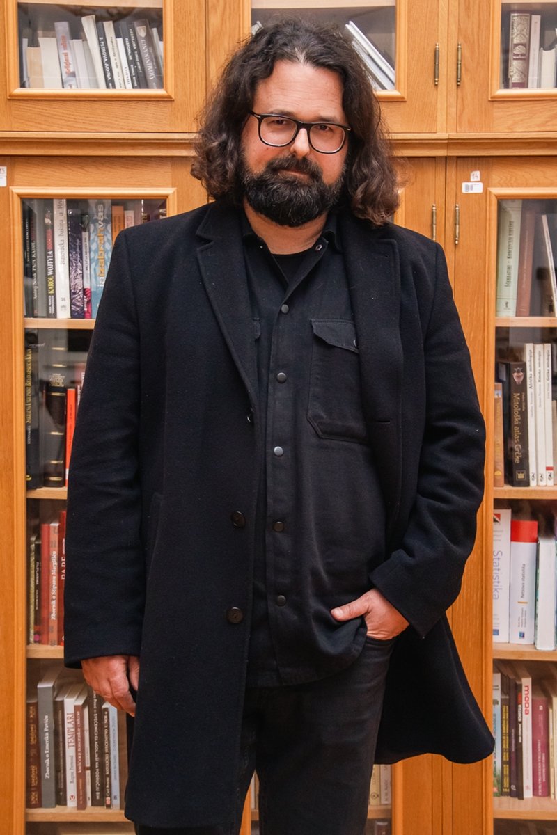. Vedran Levi