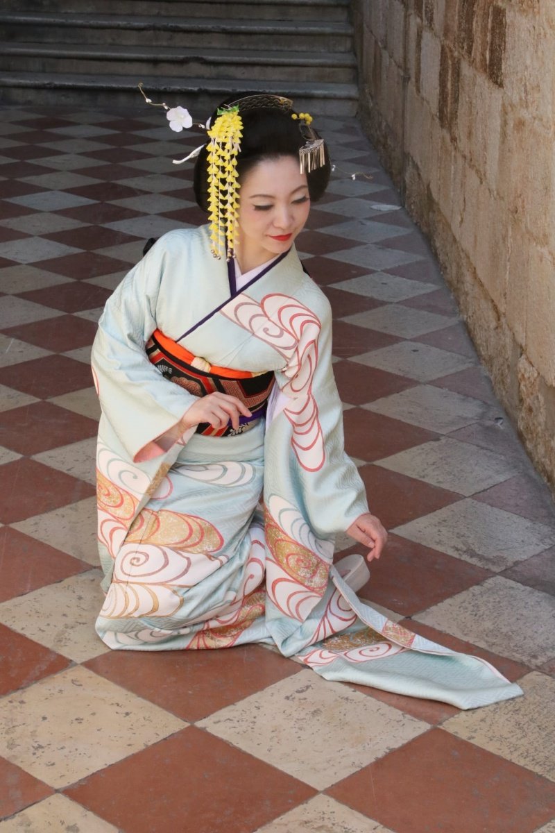 GEJŠE ATRAKCIJA NA STRADUNU Egzotične ljepotice i čuvarice japanske ...