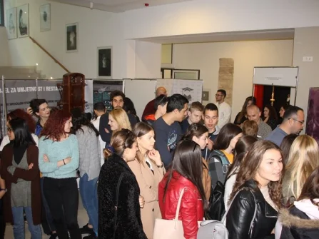 Opis slike