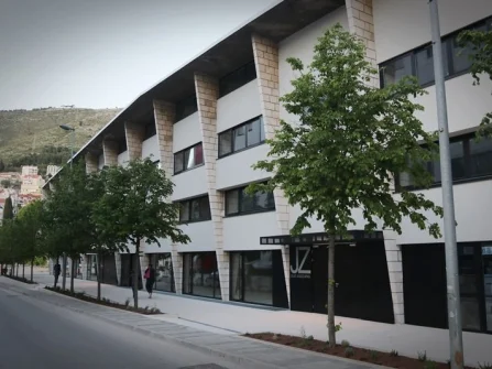 Opis slike