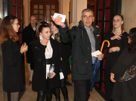 Opis slike