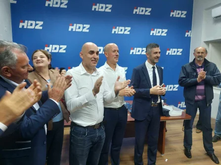Opis slike